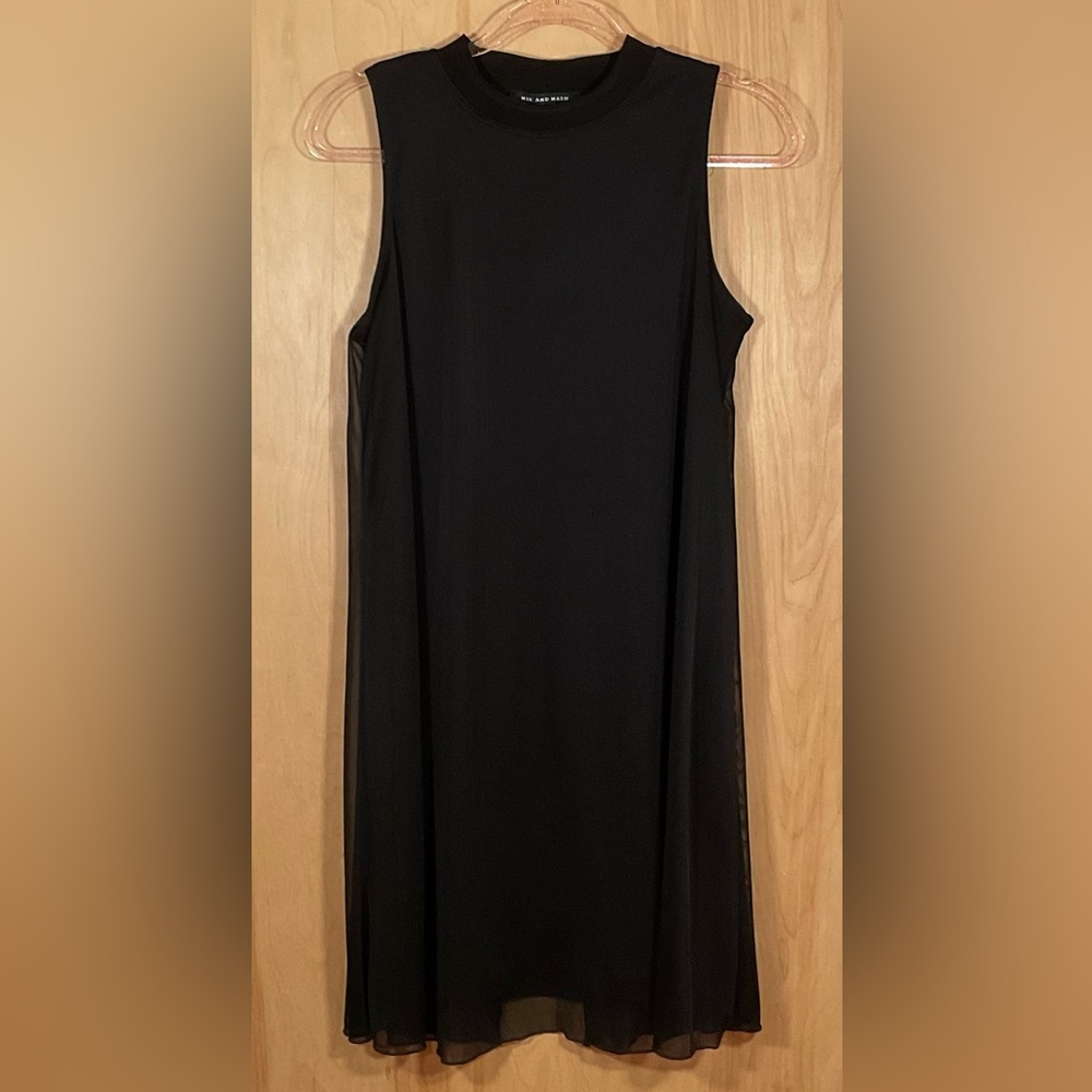 Nik And Nash Black Sleeveless Dress - EUC